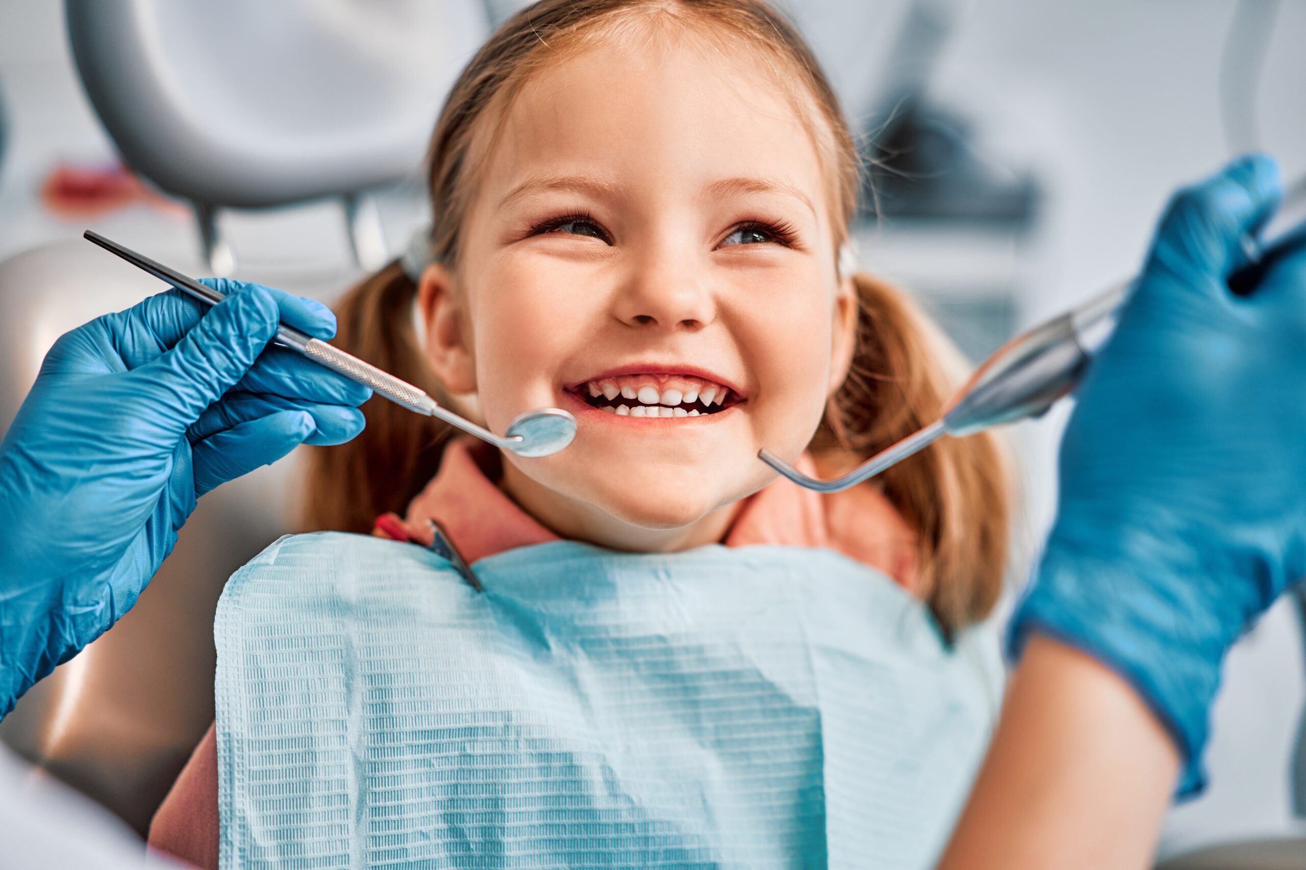 When to Call the Dentist: A Parent&rsquo;s Guide to Common Dental Accidents